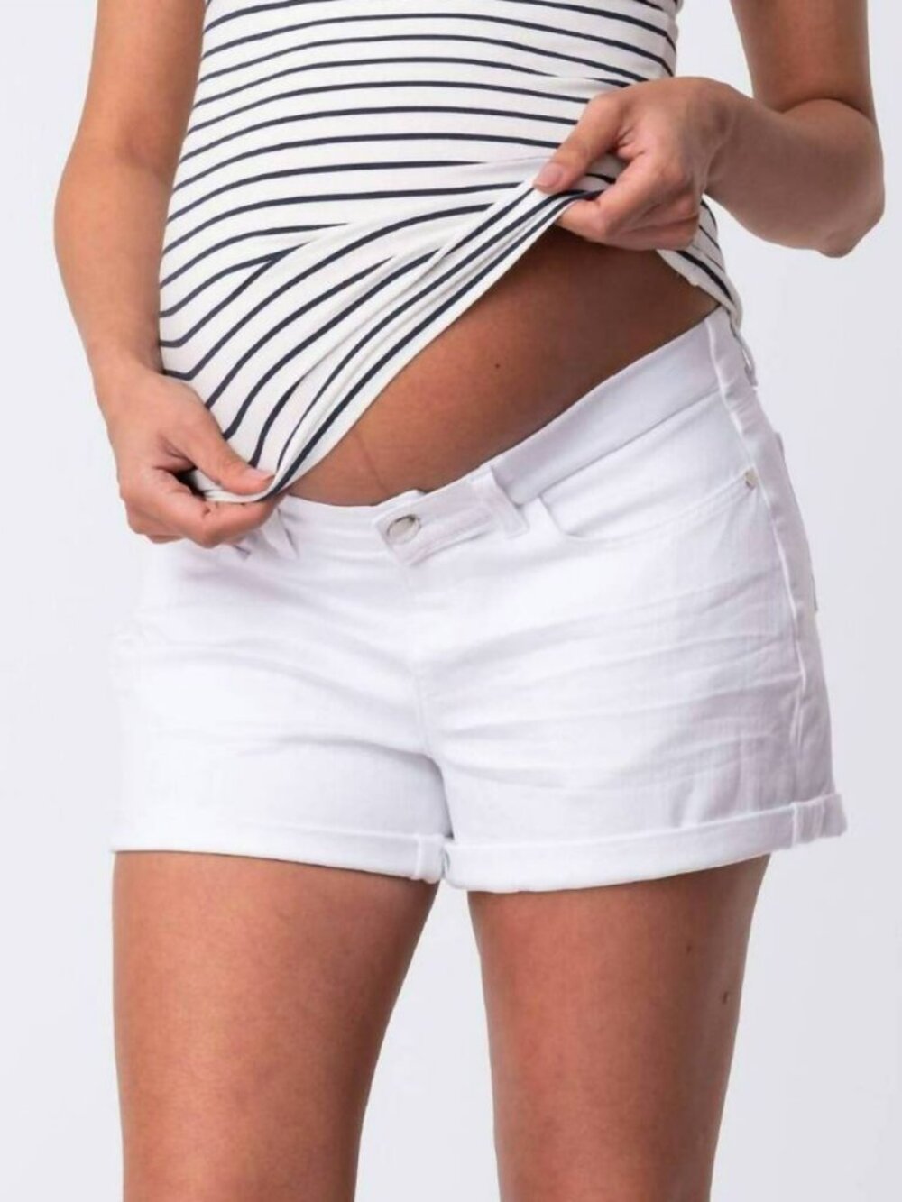 NWT - Seraphine White Underbump Maternity Denim Shorts - Size 4